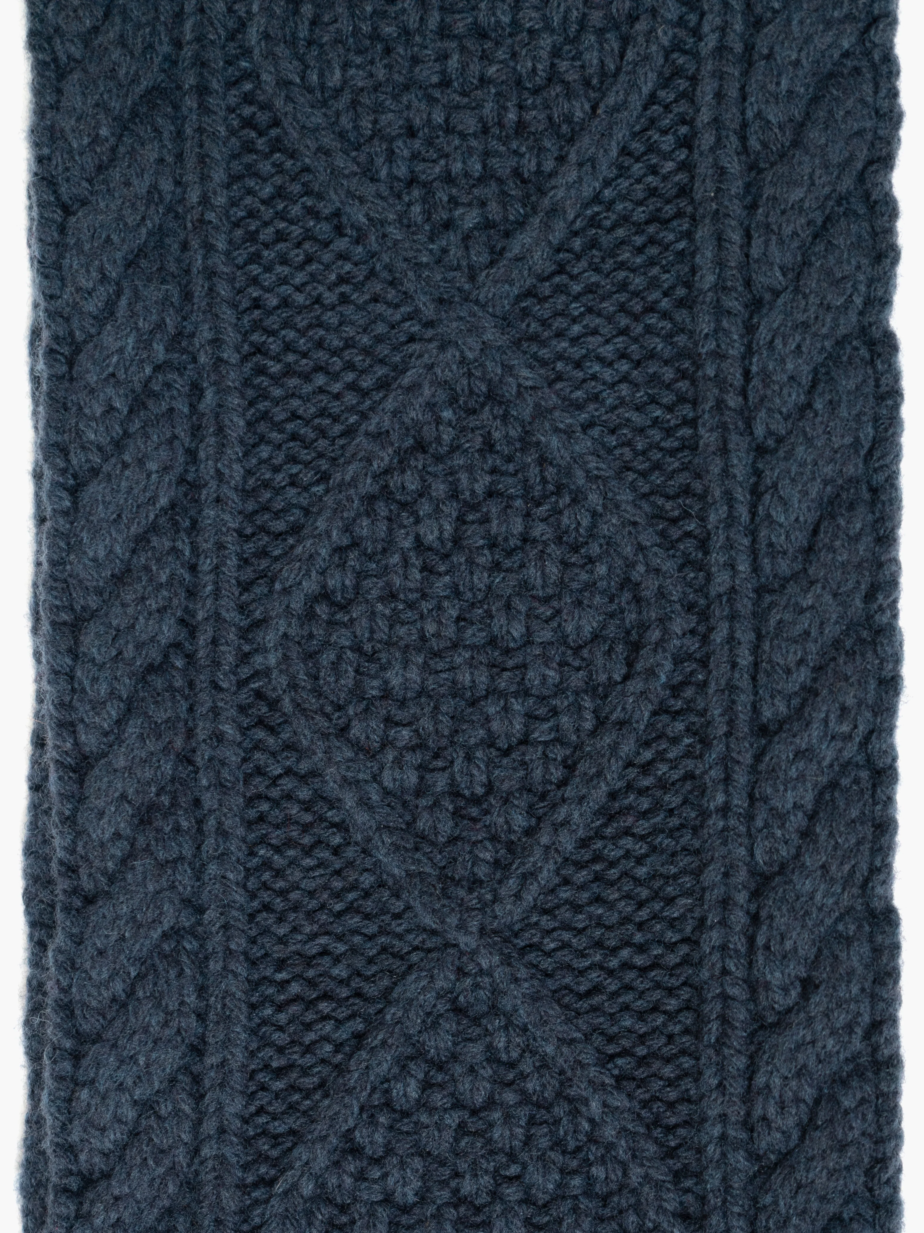 Cable Knit Skinny Scarf - Webnetwoks