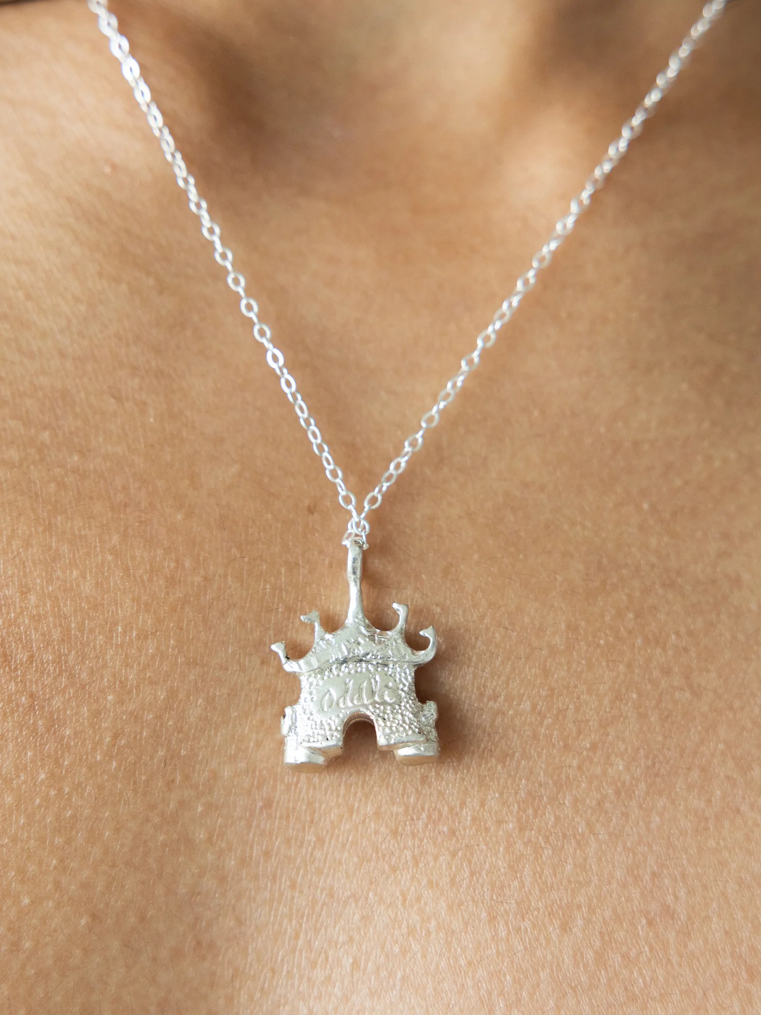 The Webnetwoks Castle Necklace - Webnetwoks