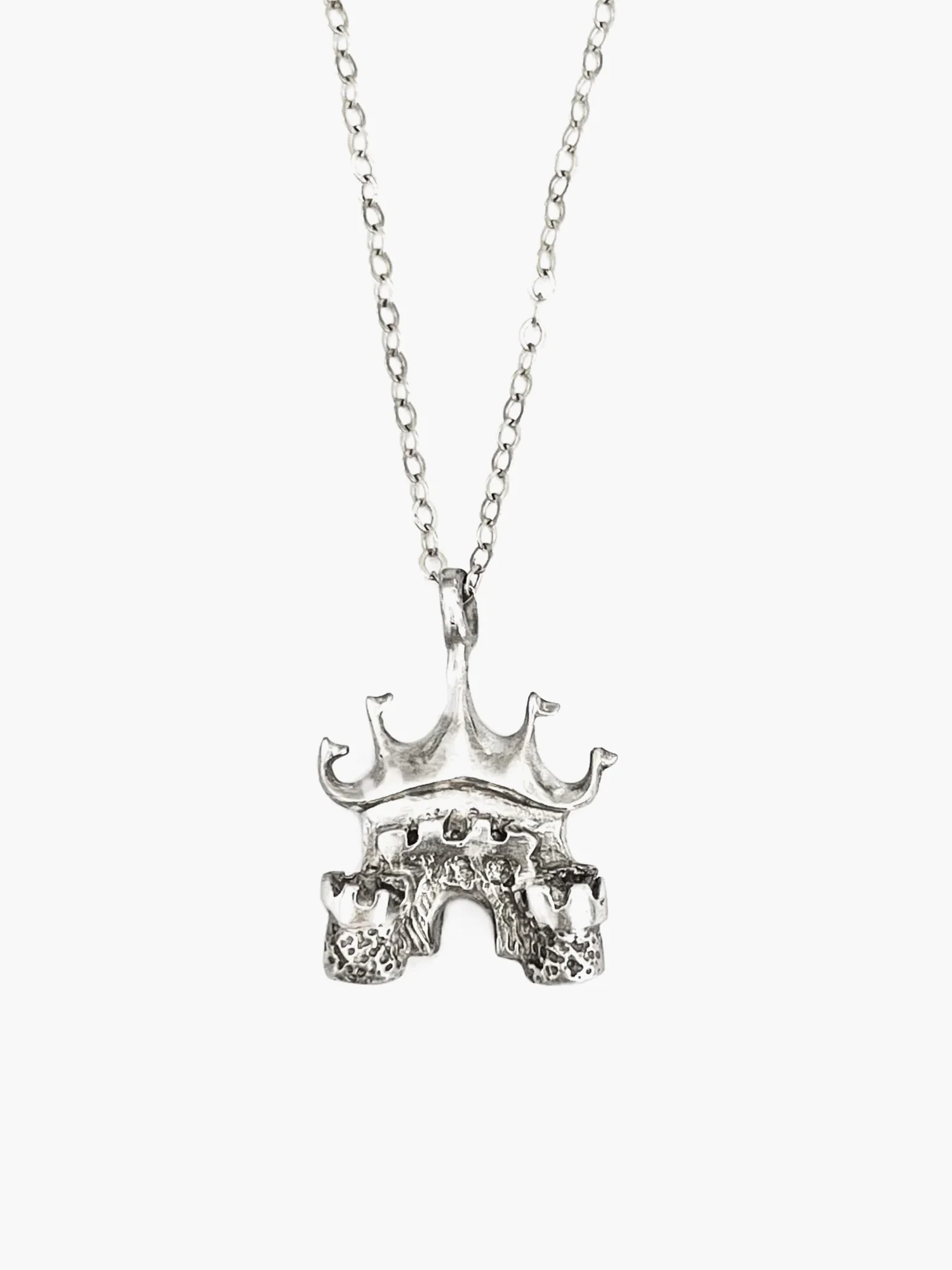 The Webnetwoks Castle Necklace - Webnetwoks