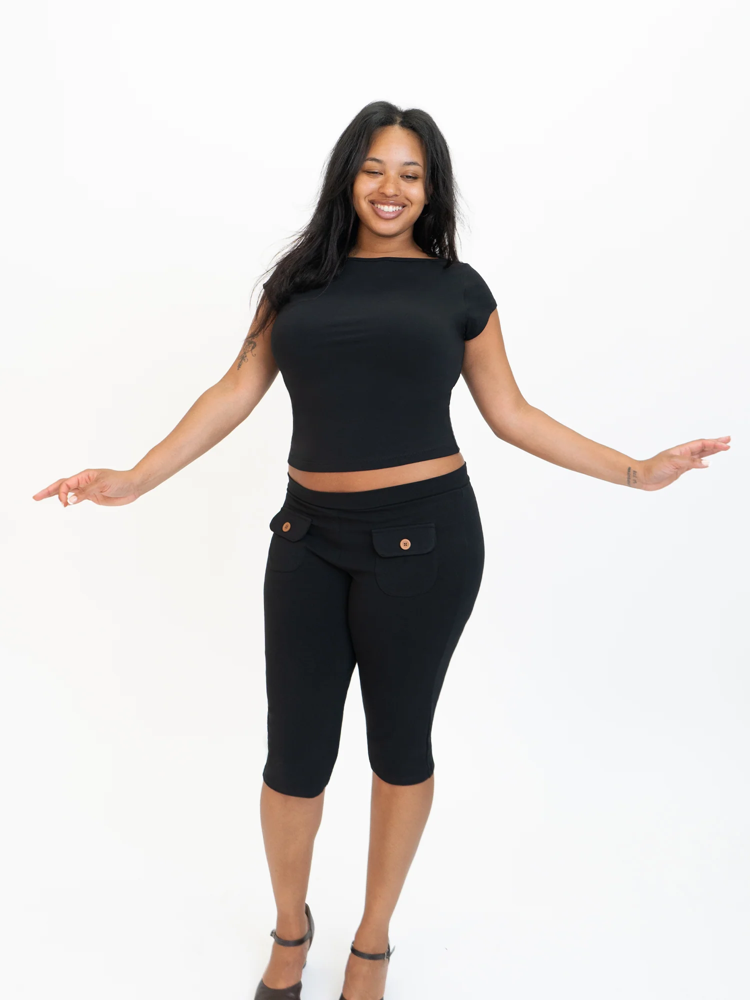 Button Capris - Webnetwoks